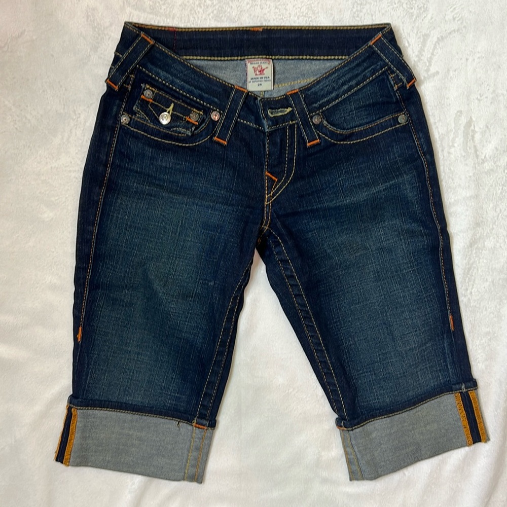 True Religion Low Rise Capri Short size 24